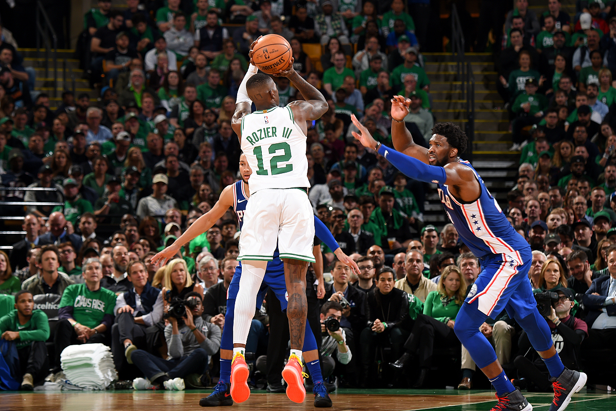 KAIYUN-穆古鲁扎在SKT比赛中势不可挡，出色防守引发热议！的简单介绍